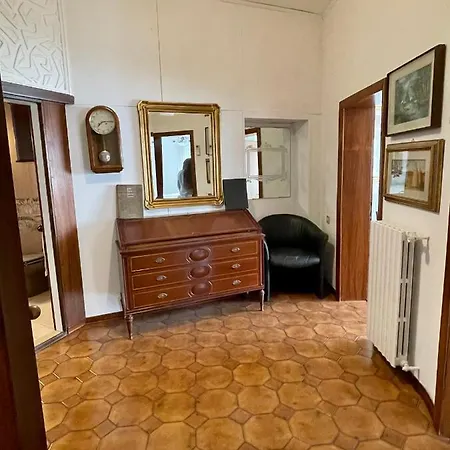 Piazza Italia Charming Sea Apartament *