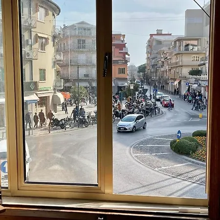 Lägenhet Piazza Italia Charming Sea