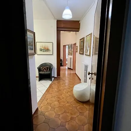 Piazza Italia Charming Sea Apartament *